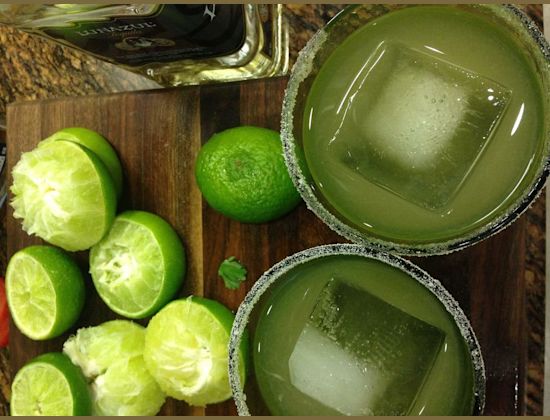 Cocktail Happy Hour